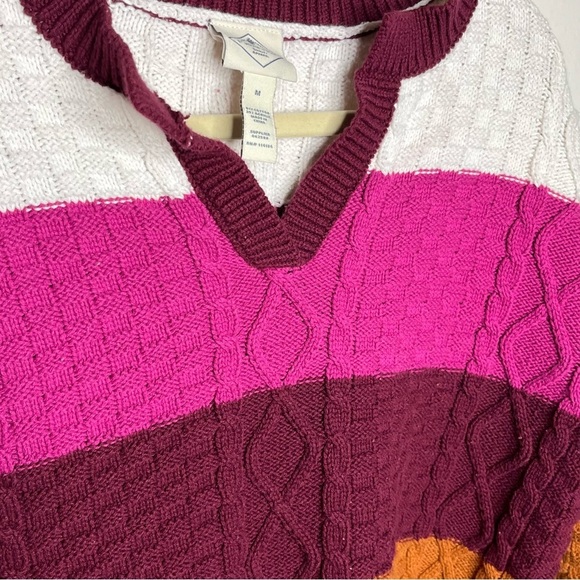 St. John’s Bay preppy, cable, and pattern knit color block sweater. Size Med - Picture 2 of 4